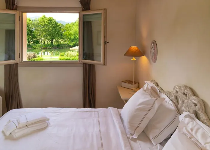 Relais De Charme Le Videlle Kır Evi