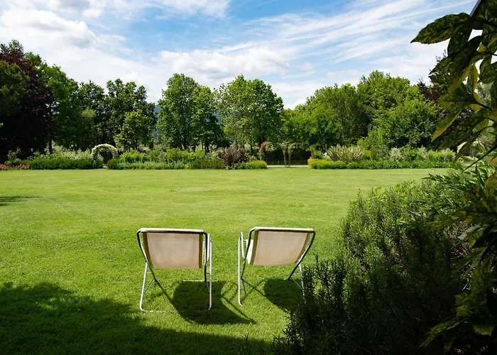 Relais De Charme Le Videlle *
