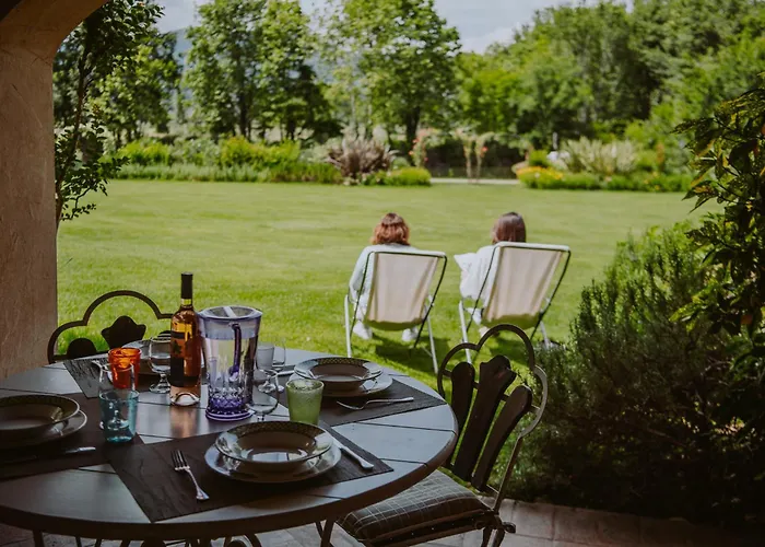 Relais De Charme Le Videlle Kır Evi