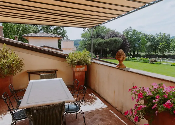 Relais De Charme Le Videlle Kır Evi