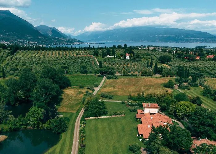 Relais De Charme Le Videlle Kır Evi Raffa